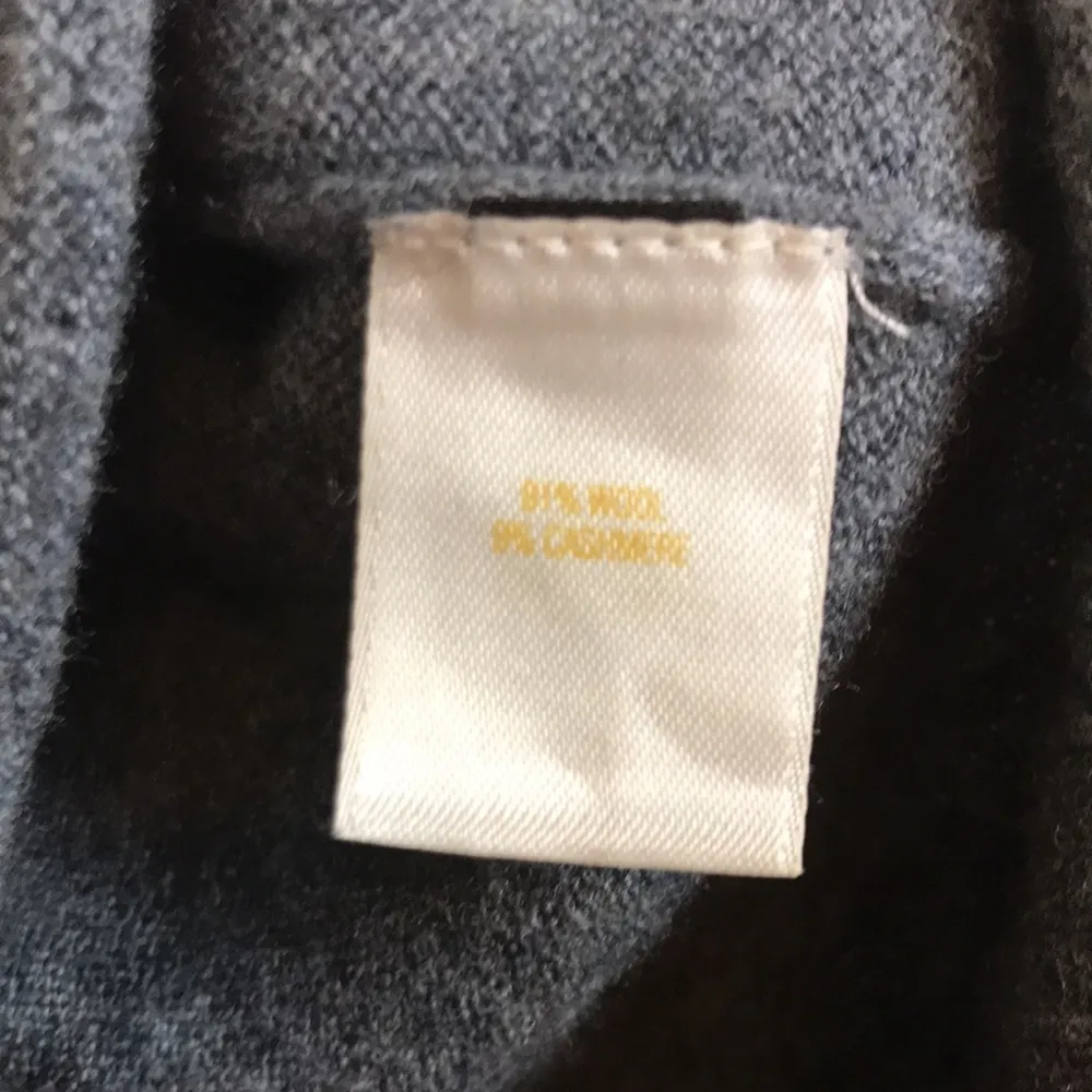 Women’s Wool Cashmere Blend Gray 7/8 Bow Detail Sleeve Sweater - Image 10