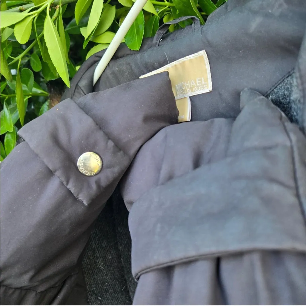 • Michael Kors puffer coat black small - Image 6