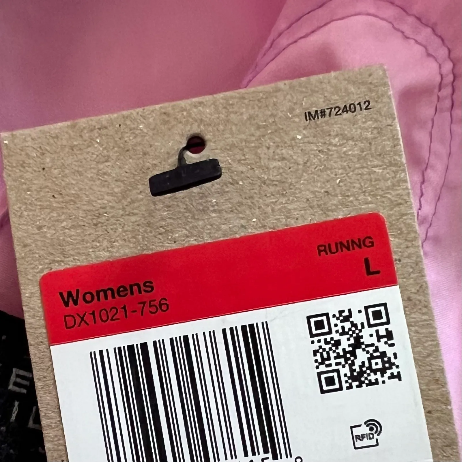 NWT  Mid-Rise 3" Brief-Lined Trail Running Shorts - Image 7