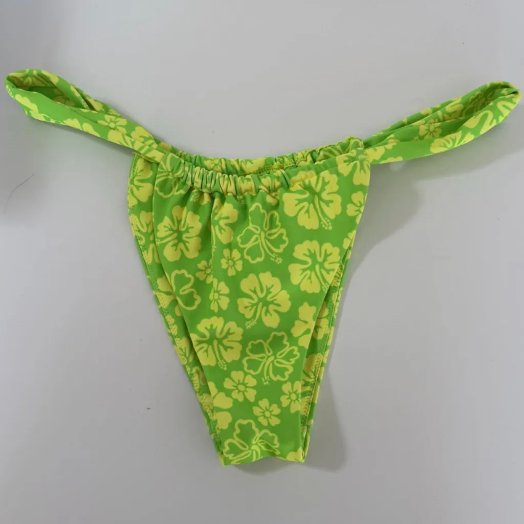 NWOT KULANI KINIS Aloha Lime Ruched Thong Bikini Bottom - Image 3