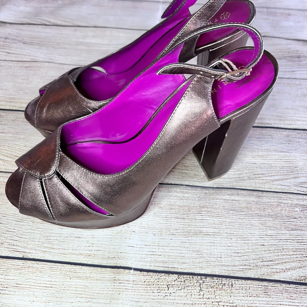 Trina Turk Silver‎ Slingback Heels with Peep Toe - Image 4