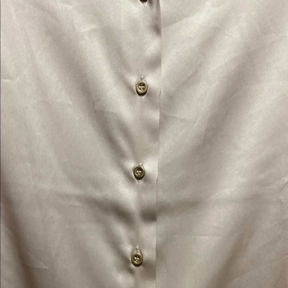 Elegant Cream Satin Blouse - Image 3