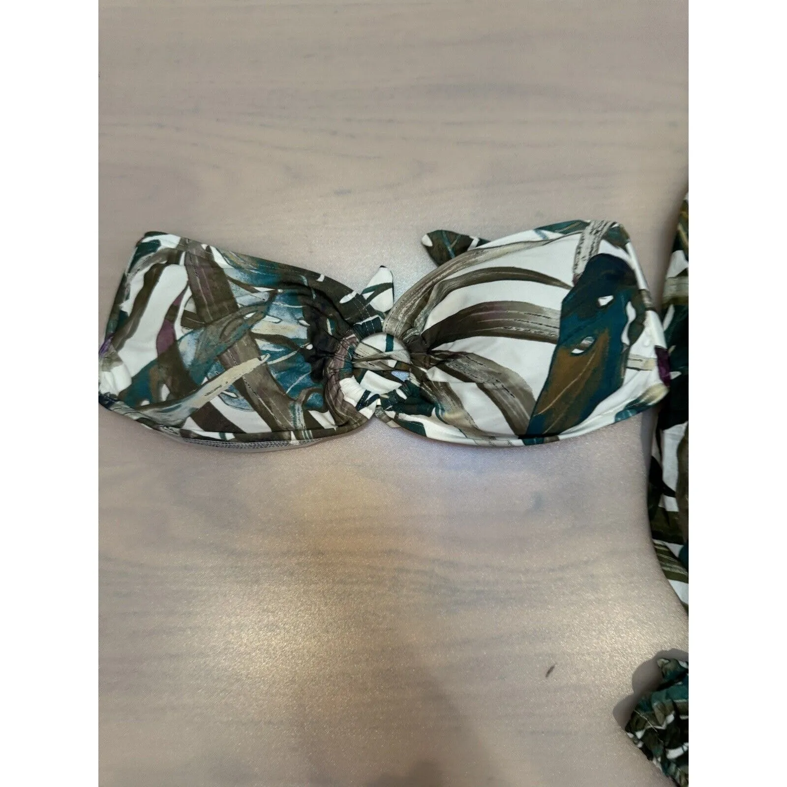 Vince Camuto Long Sleeve Crop Top Cover Up With Bikini Top $150.00 Size Large - Image 5