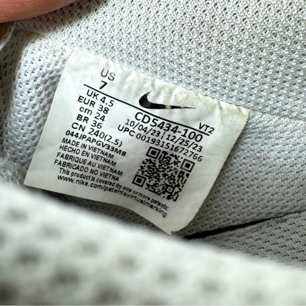 NIKE COURT VISION LOW NEXT NATURE tennis shoes, size 7 - Image 10