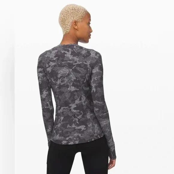 Lululemon grey camo long sleeve athletic shirt size 8 - Image 2