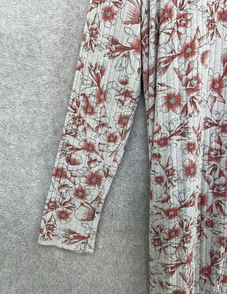 Lularoe Women's Long Cardigan Long Sleeve Gray Floral Ribbed Size Medium - Image 4