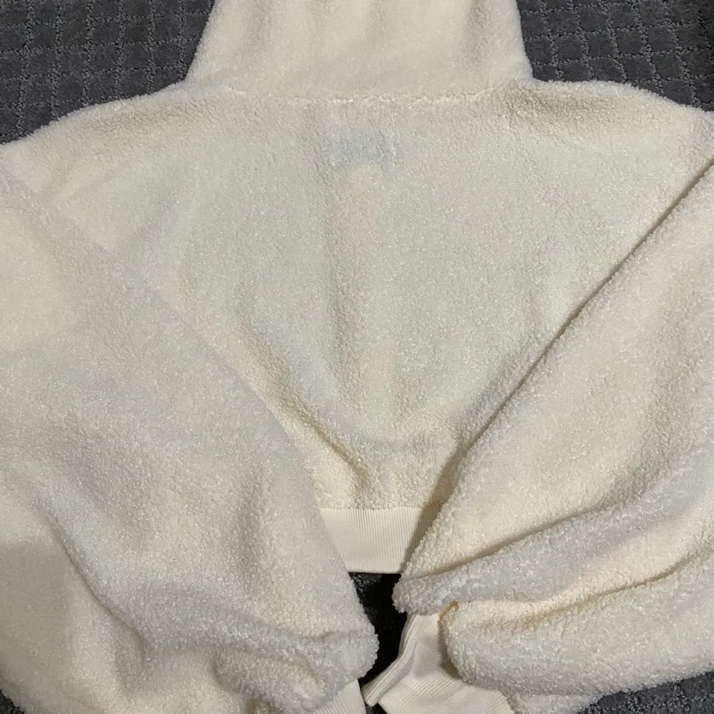 BDG New Leaf Quarter-Zip Cropped Sweatshirt NWT Size M - Ivory - Image 8