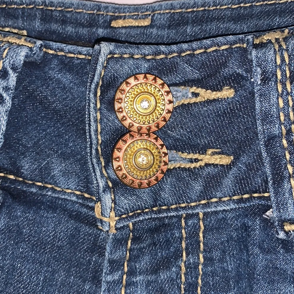 Shicas Jeans gold sequined double button jean shorts Blue Size undefined - Image 4