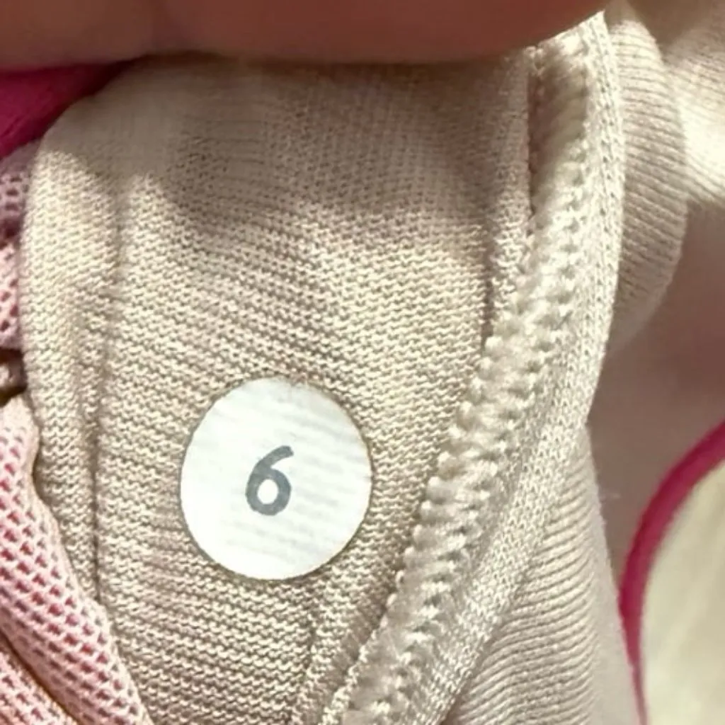 Lululemon Flow Y Bra - Image 3