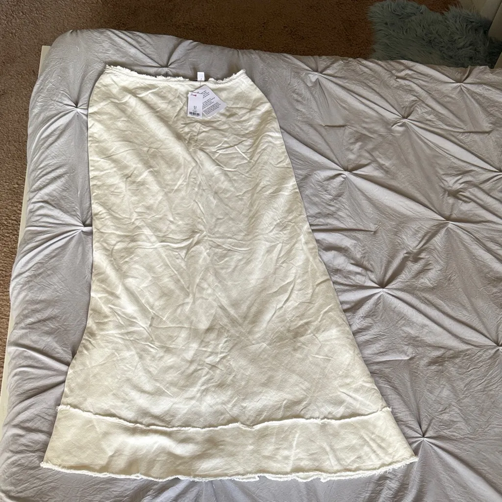 Linen top shop maxi skirt - Image 6