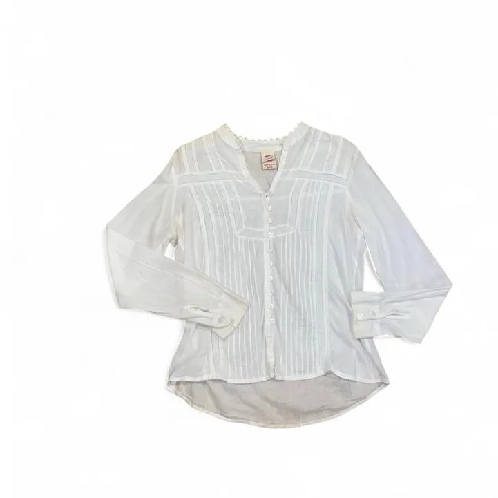 Vintage white 100% cotton button up top - Image 2