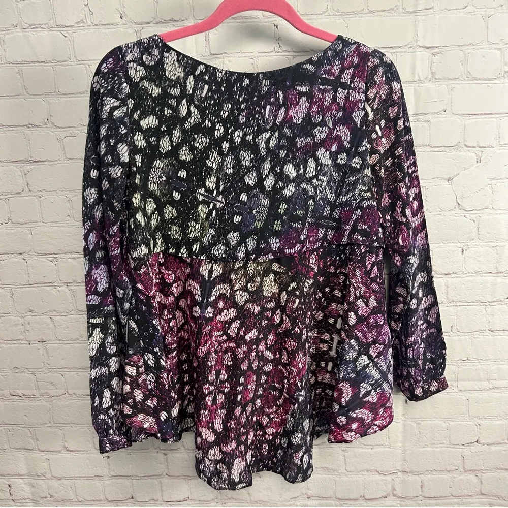 HUNTER BELL Blouse ladies Small colorful asymmetric silk hi/lo artsy - Image 3