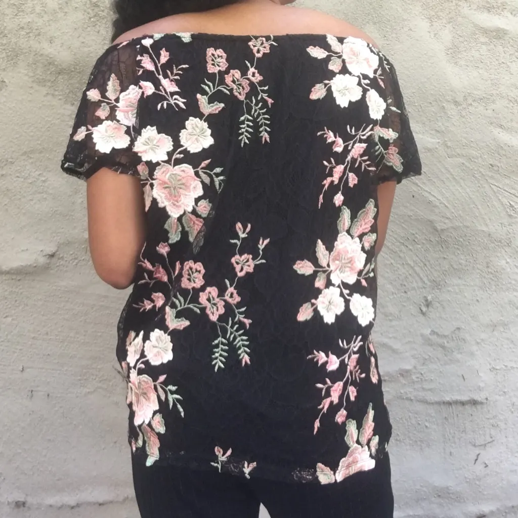 Black floral blouse/ off the shoulder lace floral blouse - Image 11