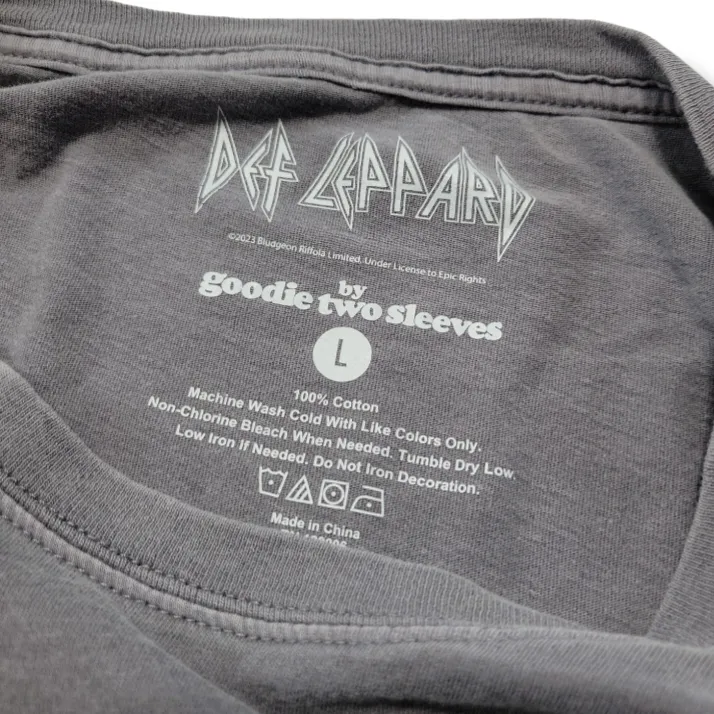 Def Leppard Top Size Large By  Oversized T-Shirt Band Tee Gray - Image 6