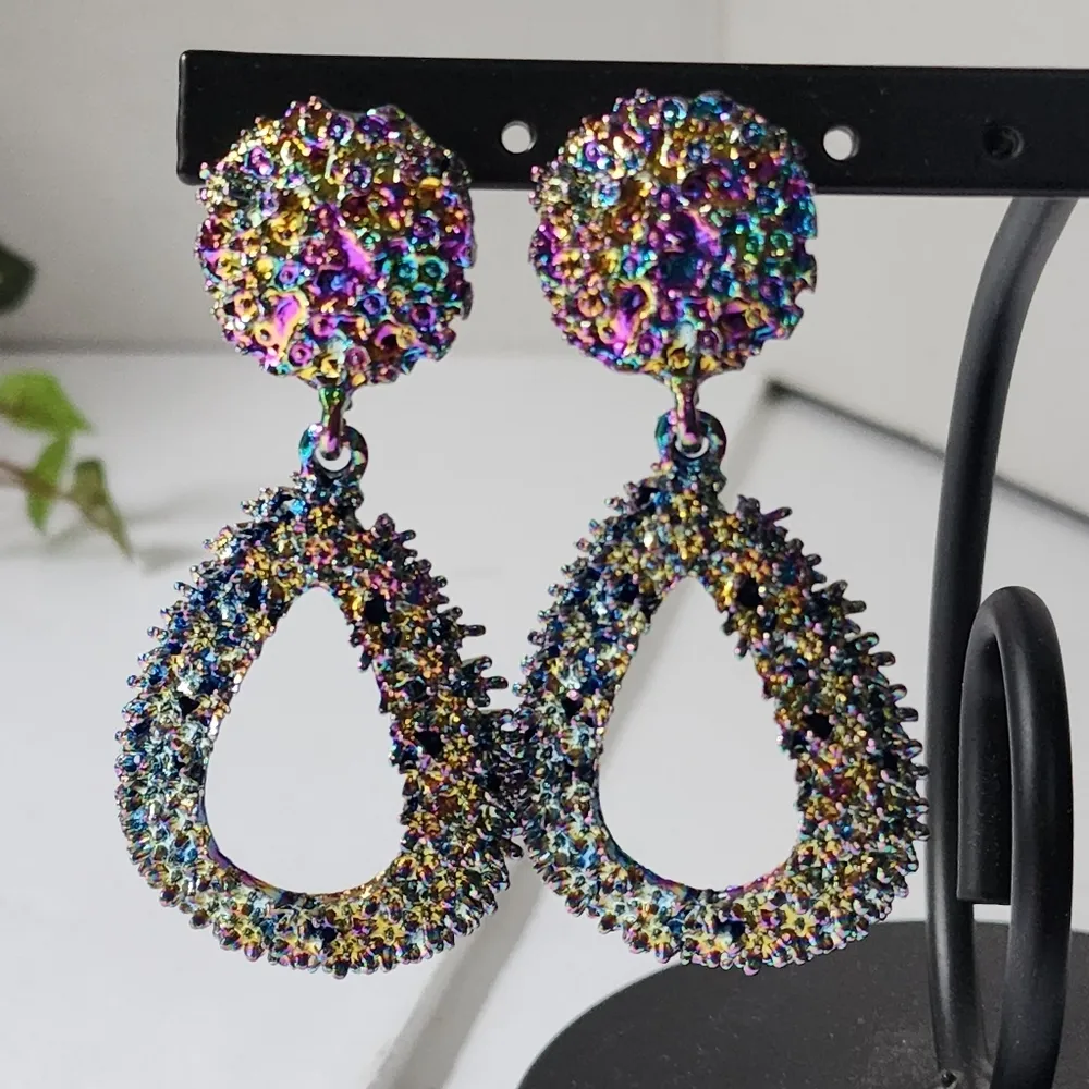 Statement Rainbow Iridescent Textured Teardrop Earrings Green - Image 3