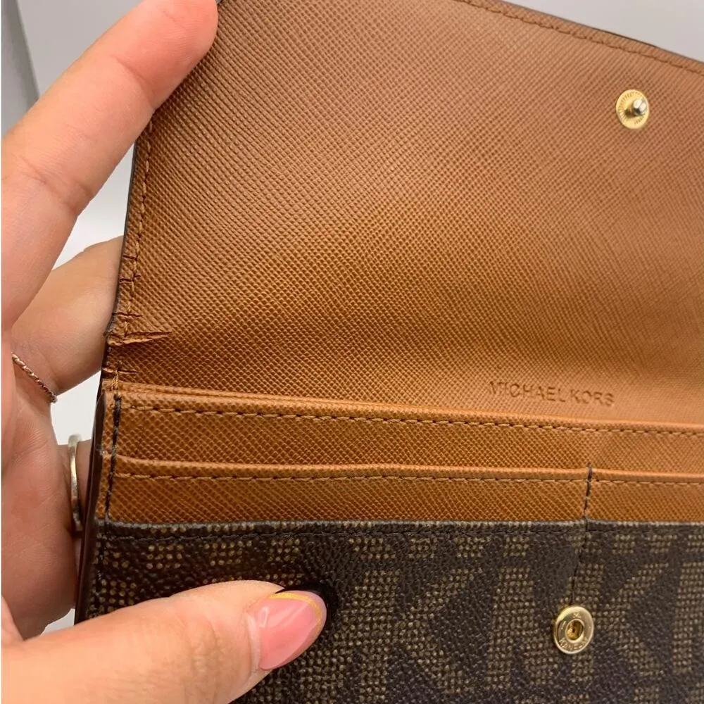 Michael Kors Brown Signature Jet Set Wallet - Image 7