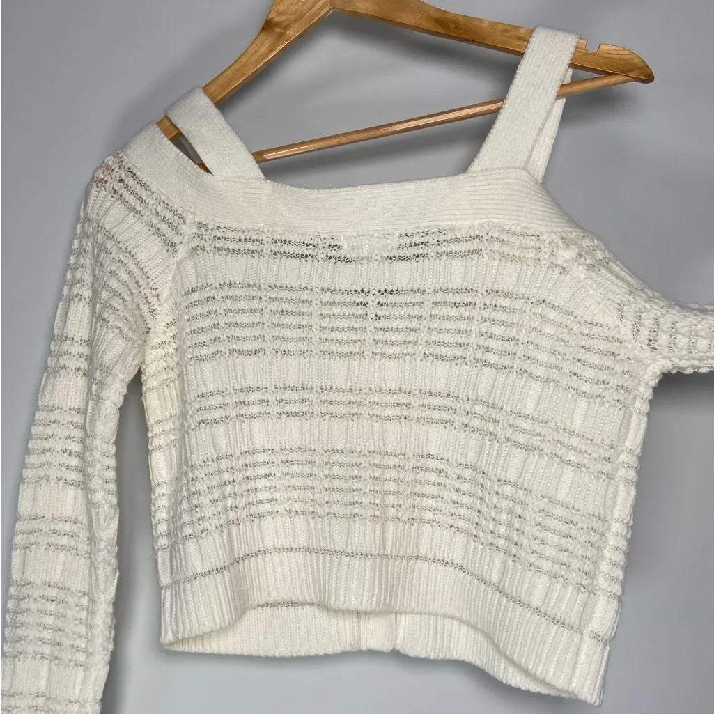Venus  White Cold Shoulder Light Sweater Button Cottagecore V-Neck Spring Size M - Image 5