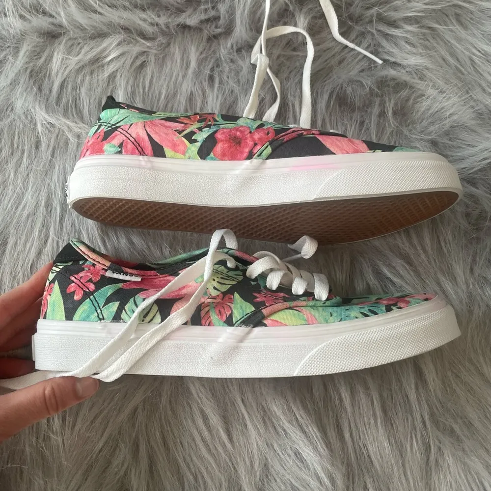 Vans NWOT  - Image 2