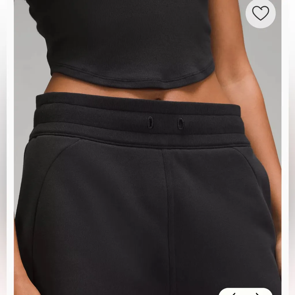 Lululemon scuba shorts black size 0 - Image 5