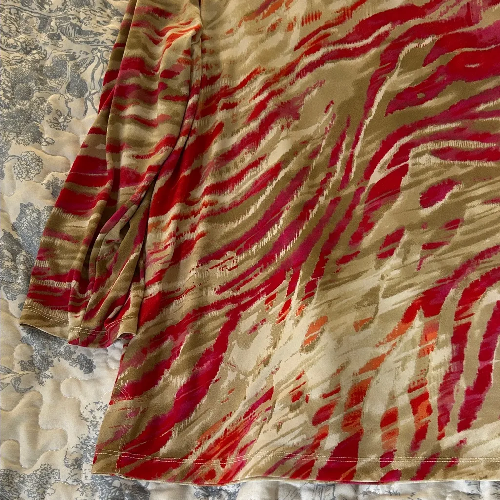 Peck & Peck Vibrant Red and Tan Blouse - Image 4