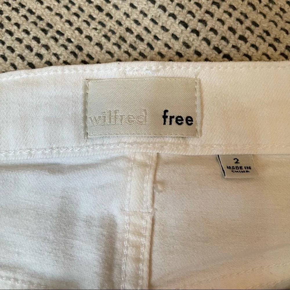 Wilfred Free white denim skirt. Frayed hem size 2 - Image 4