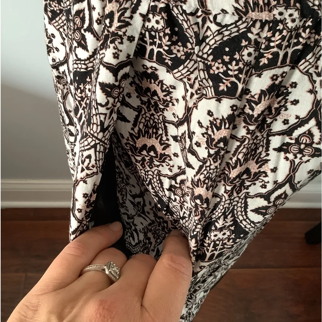 Exclusively NICE and dressy romper 🌹 - Image 6