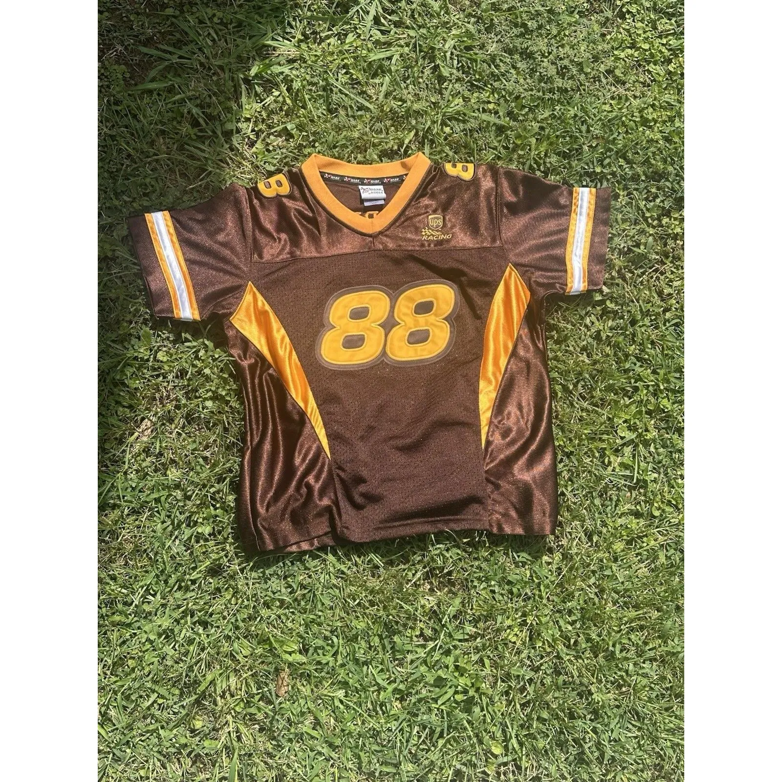 Chase Authentics UPS #88‎ Jarrett NASCAR Jersey Women’s M Brown Yellow Size M - Image 7