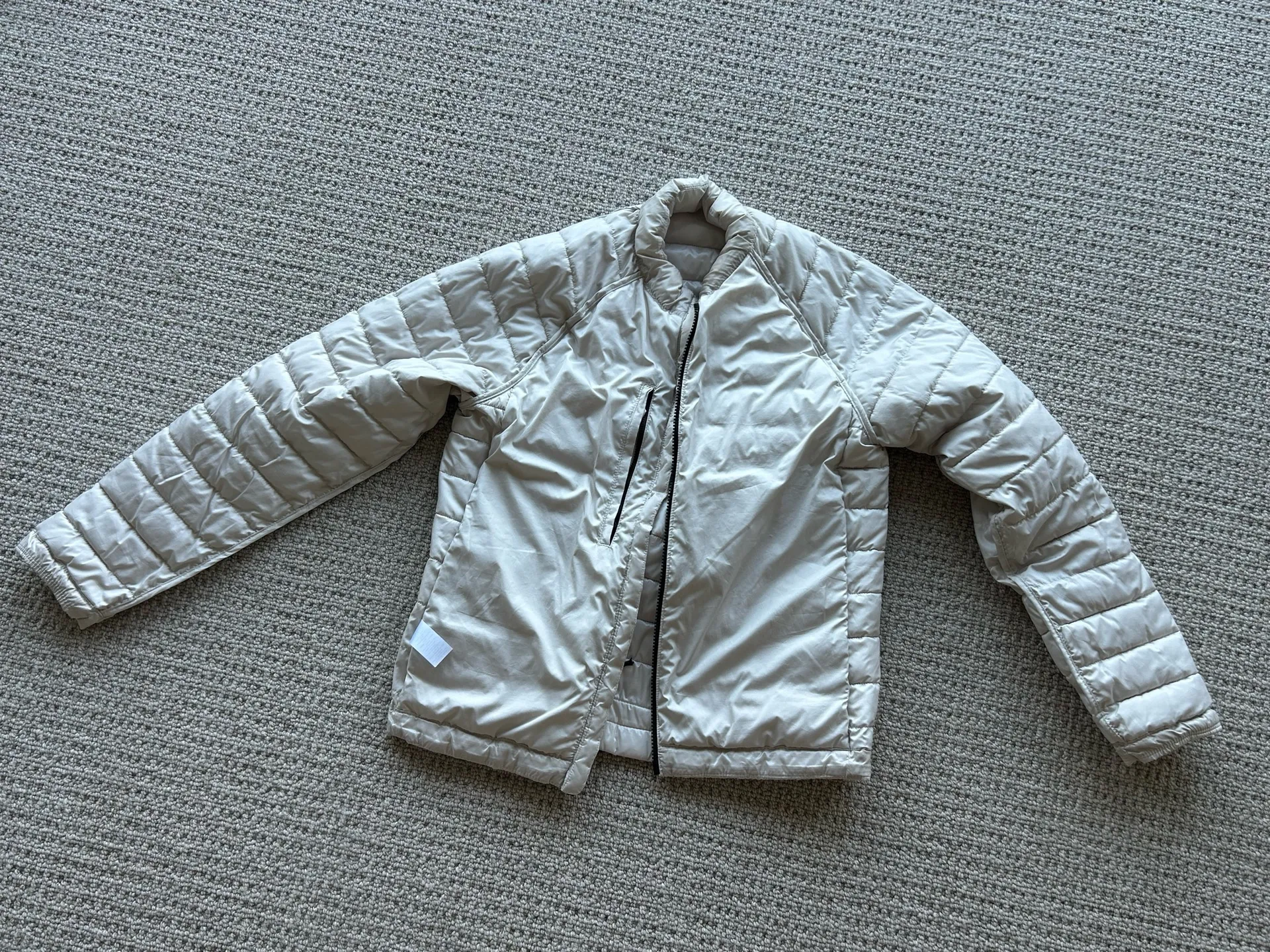 Everlane  Puffer Lightweight - Image 6