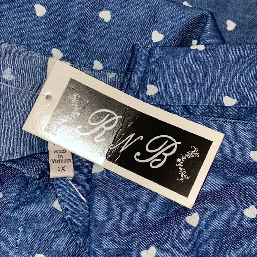 Rich & Beautiful heart print blouse 1x chambray Blue - Image 8