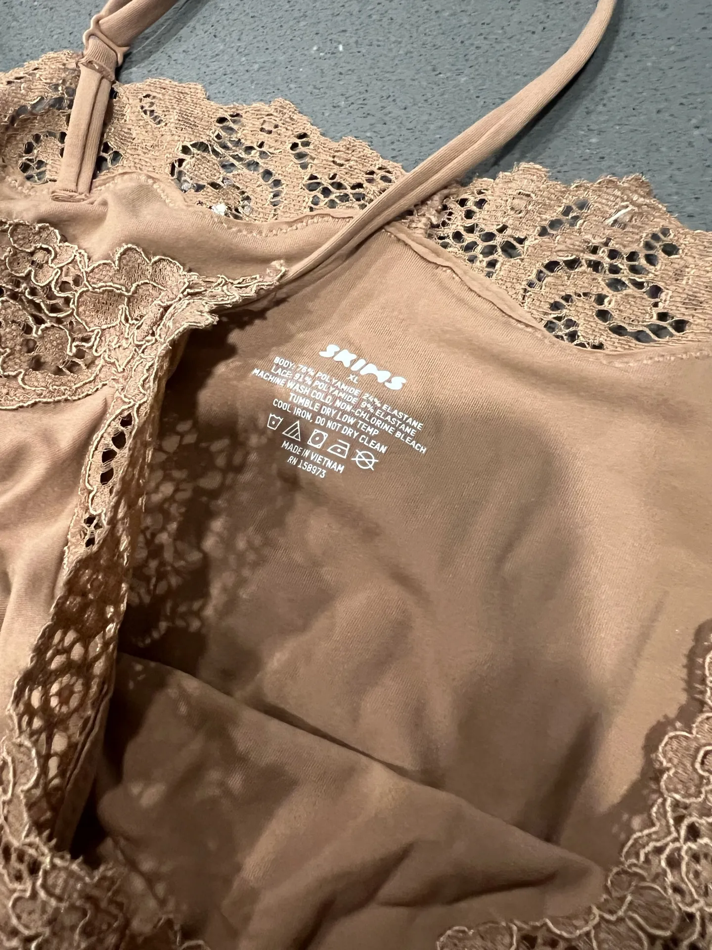 SKIMS Lace Fits Everybody bodysuit  - Image 6