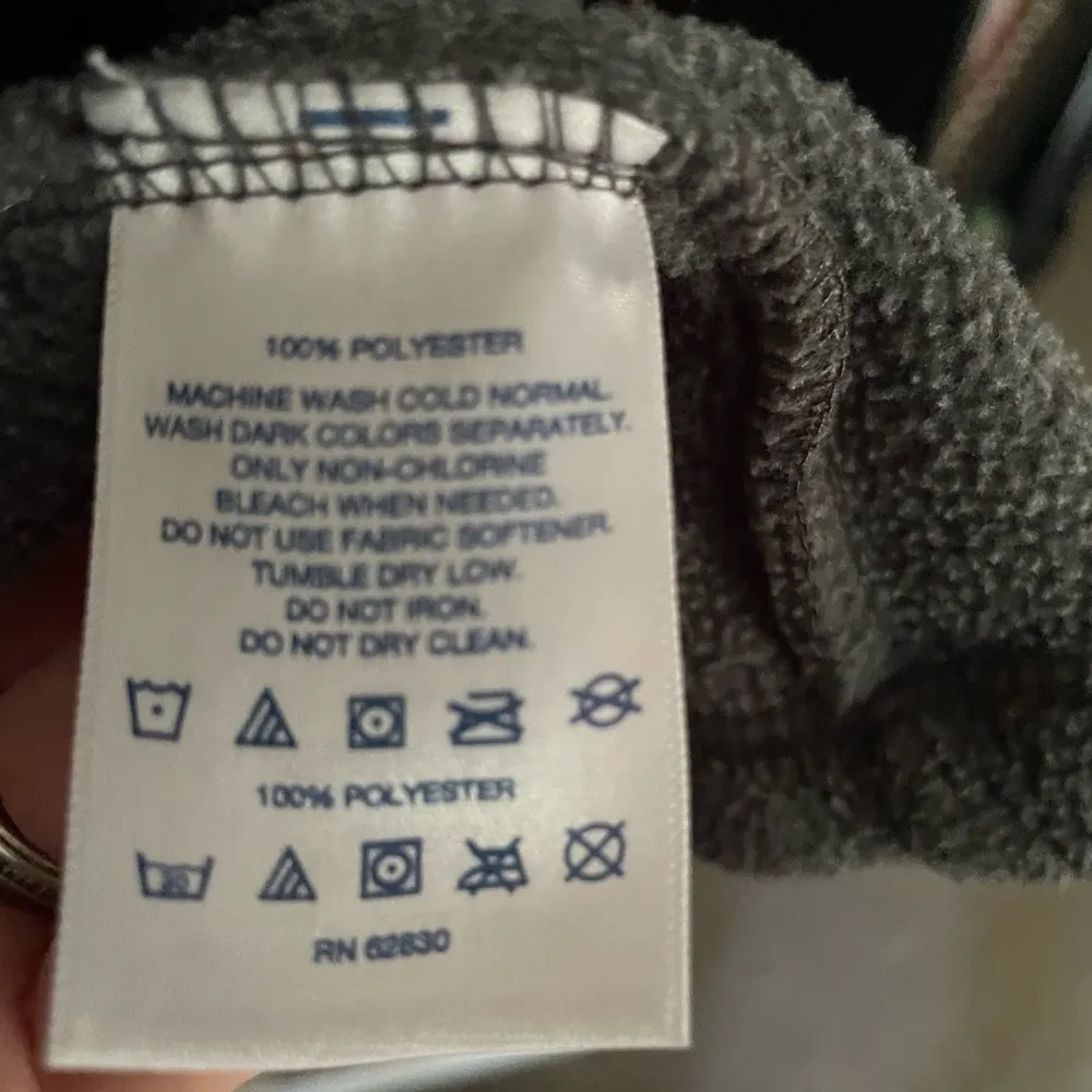 Women Lands End Gray Fleece With 
Full Zipper With Pockets On Outside And Inside - Image 6