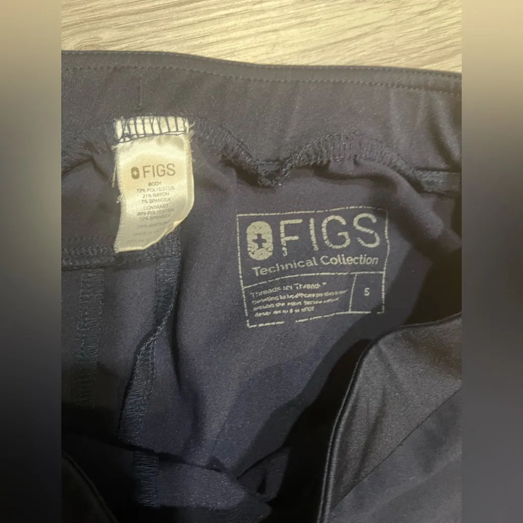 Figs women’s ‎ Navy Joggers - Image 2