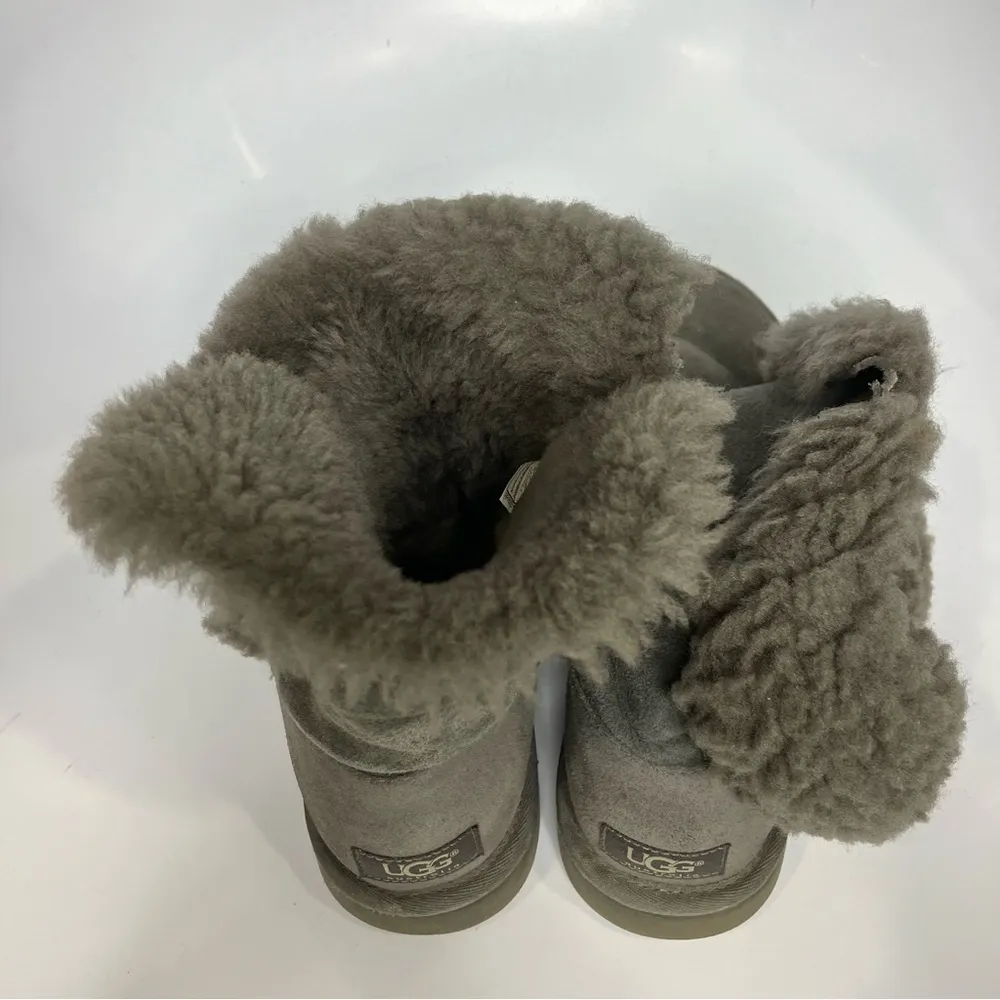 UGG‎ Bailey Button gray suede boots size 8 - Image 5