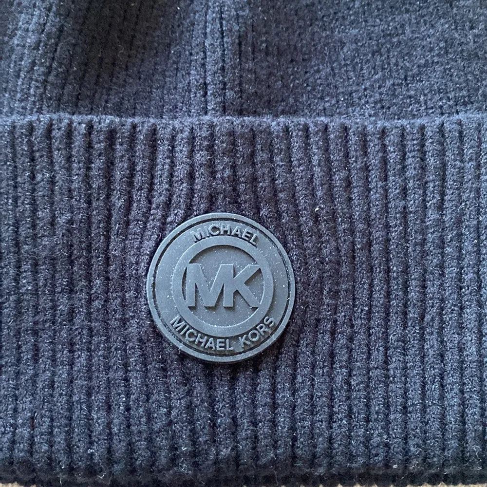 Michael Kors Women's Rib
Rubber Patch Cuff Beanie Hat - Image 3