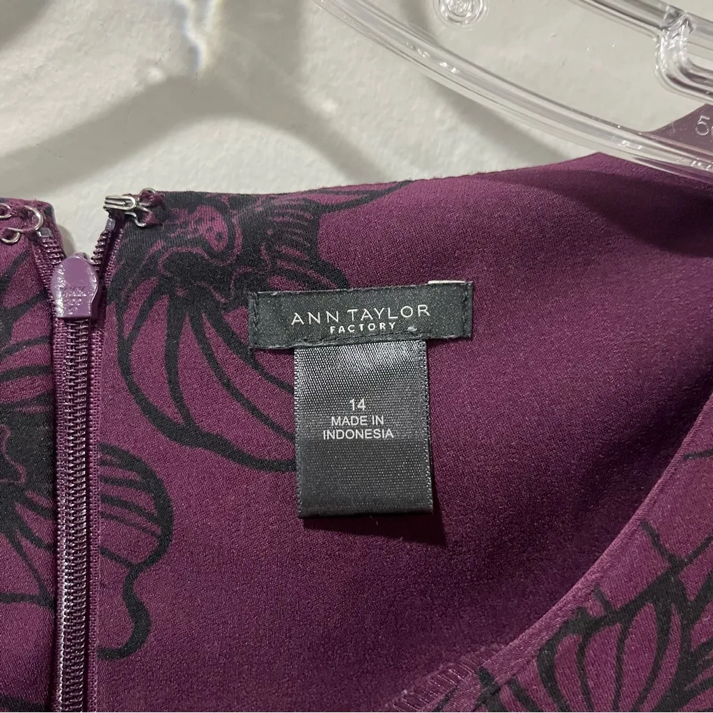 Ann Taylor Factory Purple Shift Dress Size 14 Long Balloon Sleeves Flowers - Image 5