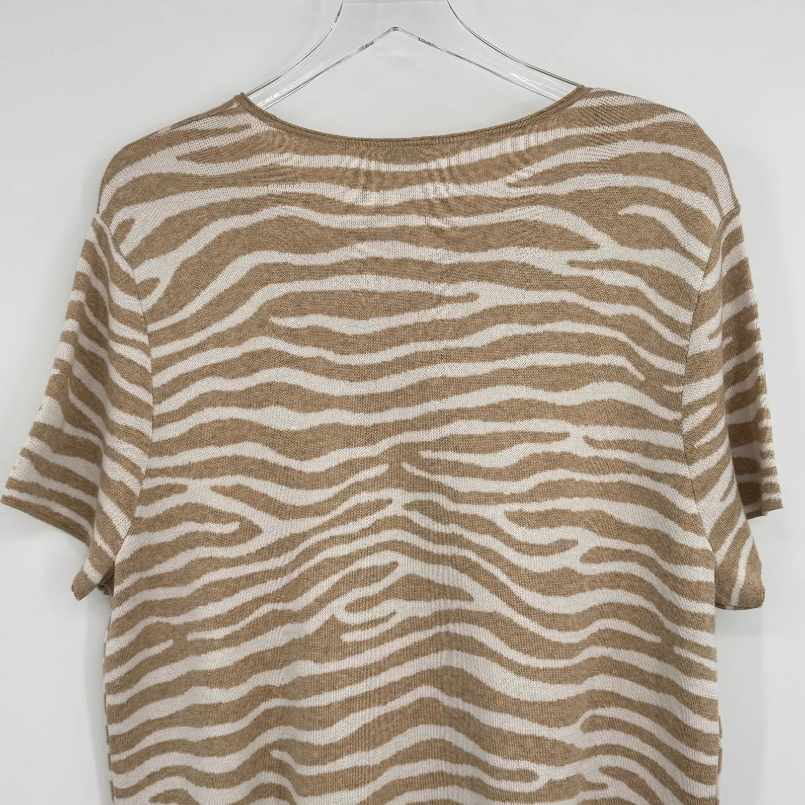 J. McLaughlin Morrison sweater XL animal print modal blend oatmeal white NEW - Image 4