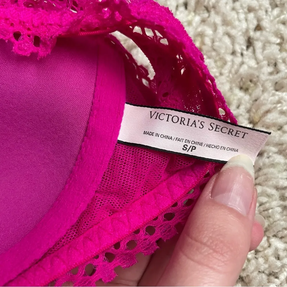 women’s small hot pink victoria’s secret small lace bra / bralette! - Image 2