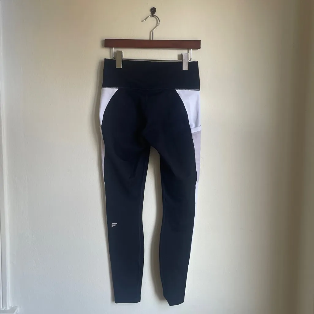 Fabletics On-The-Go PowerHold High-Waisted Leggings - Image 6