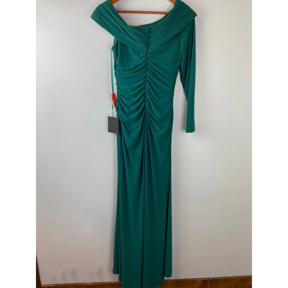 Mac Duggal Emerald Ruched Jersey Drop Shoulder Foldover Gown Size 2 $358 26570 - Image 7