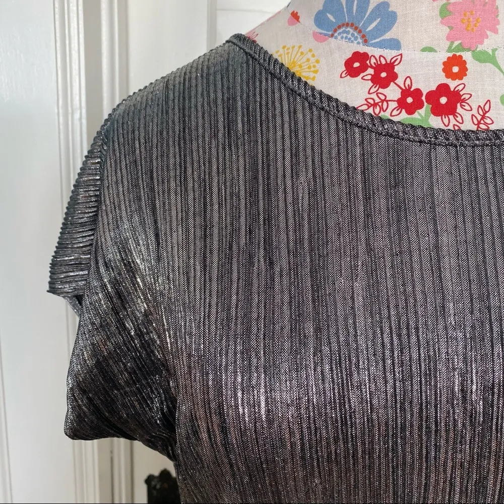 Elementz Silver Ribbed Tee - Image 2