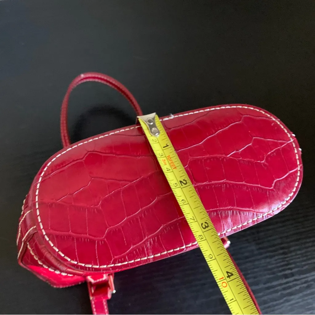 Vintage Cherry Red Faux Croc Shoulder Bag - Image 9
