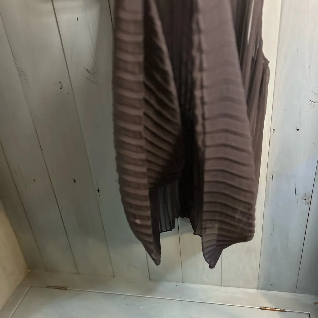 Club Monaco Navy Blue Pleated Blouse | Size Small - Image 4