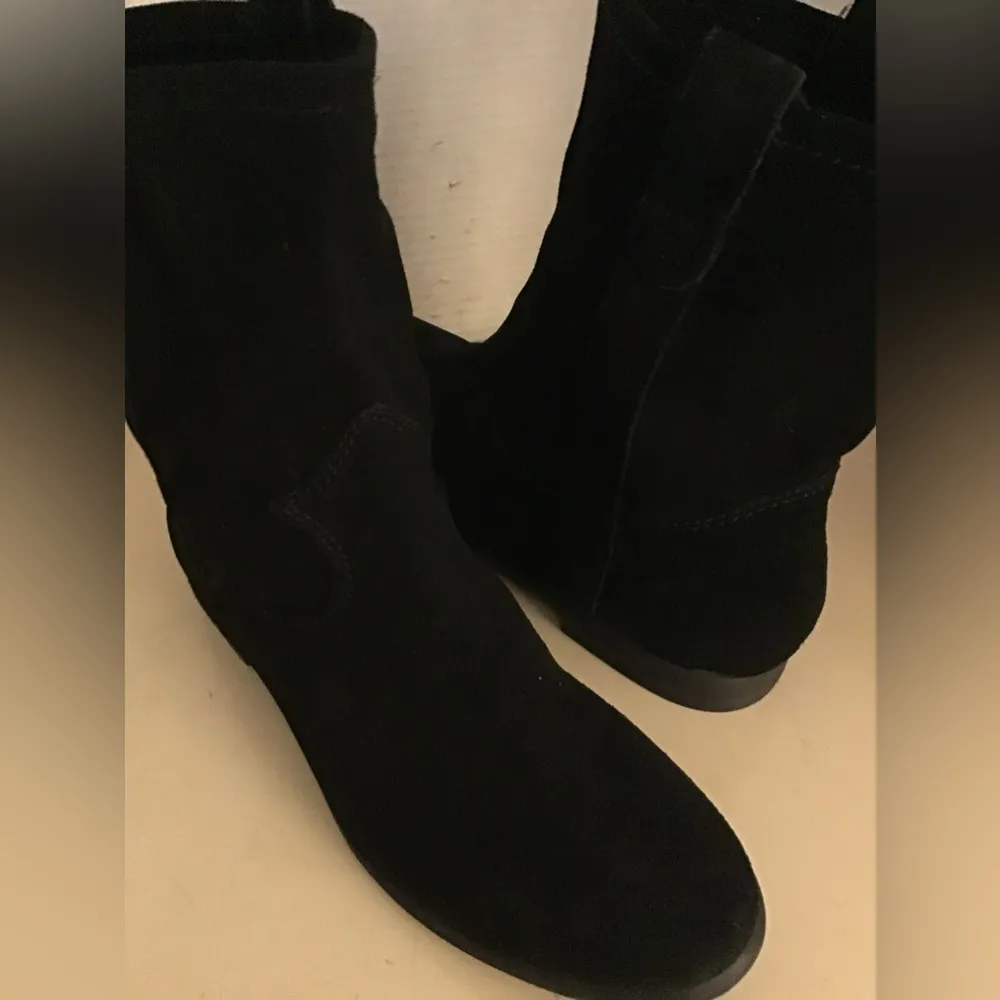 Vince Camuto women black suede slouch Fanti boots US 10 - Image 9