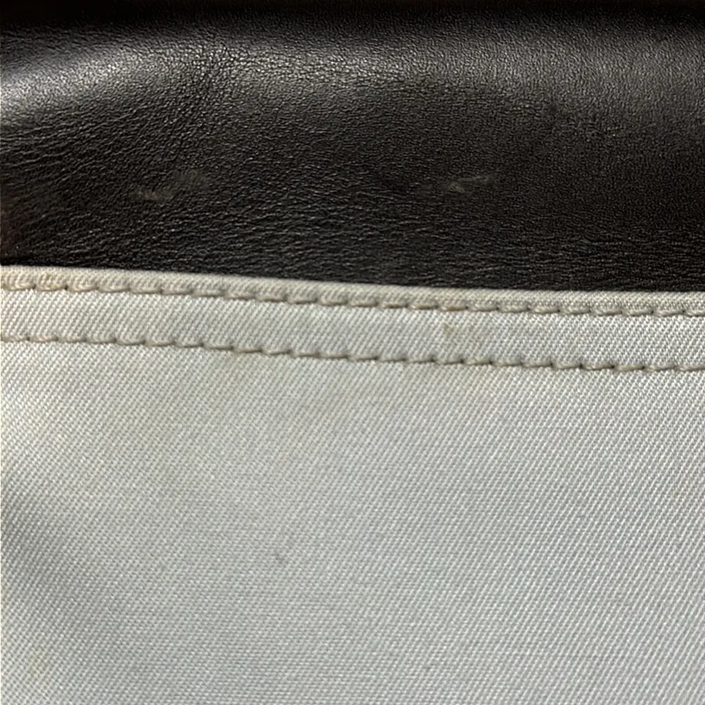 Coach Hamptons Flap.Blue on Blue. Leather and Canvas. Snap Closure. COA - Image 6