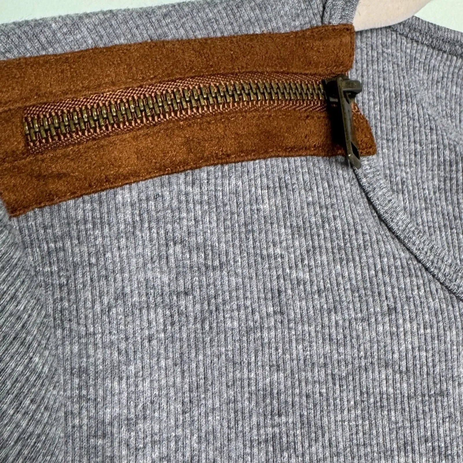 Lauren Ralph Lauren Zipper Patch Long Sleeve T-shirt Size Medium - Image 6