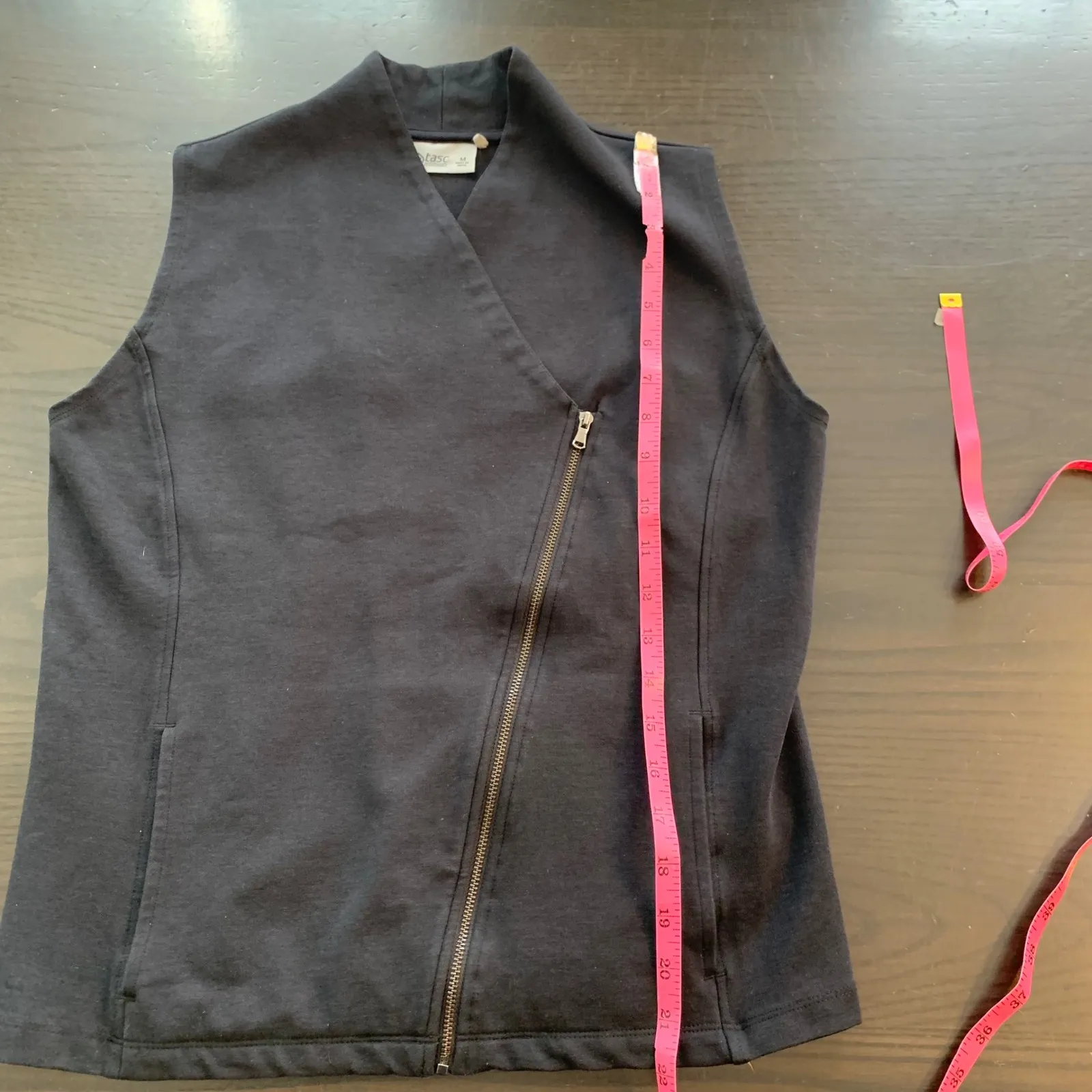 Tasc Performance Women Black Asymmetrical Zip Vest Size M Organic Cotton Bamboo Size M - Image 8