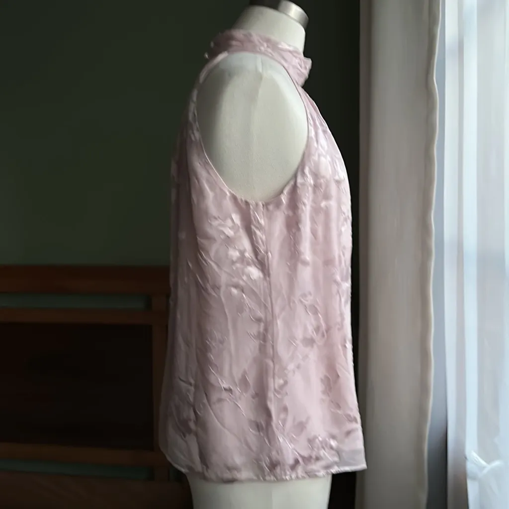 Silk-Blend Floral-Burnout Top - Image 4