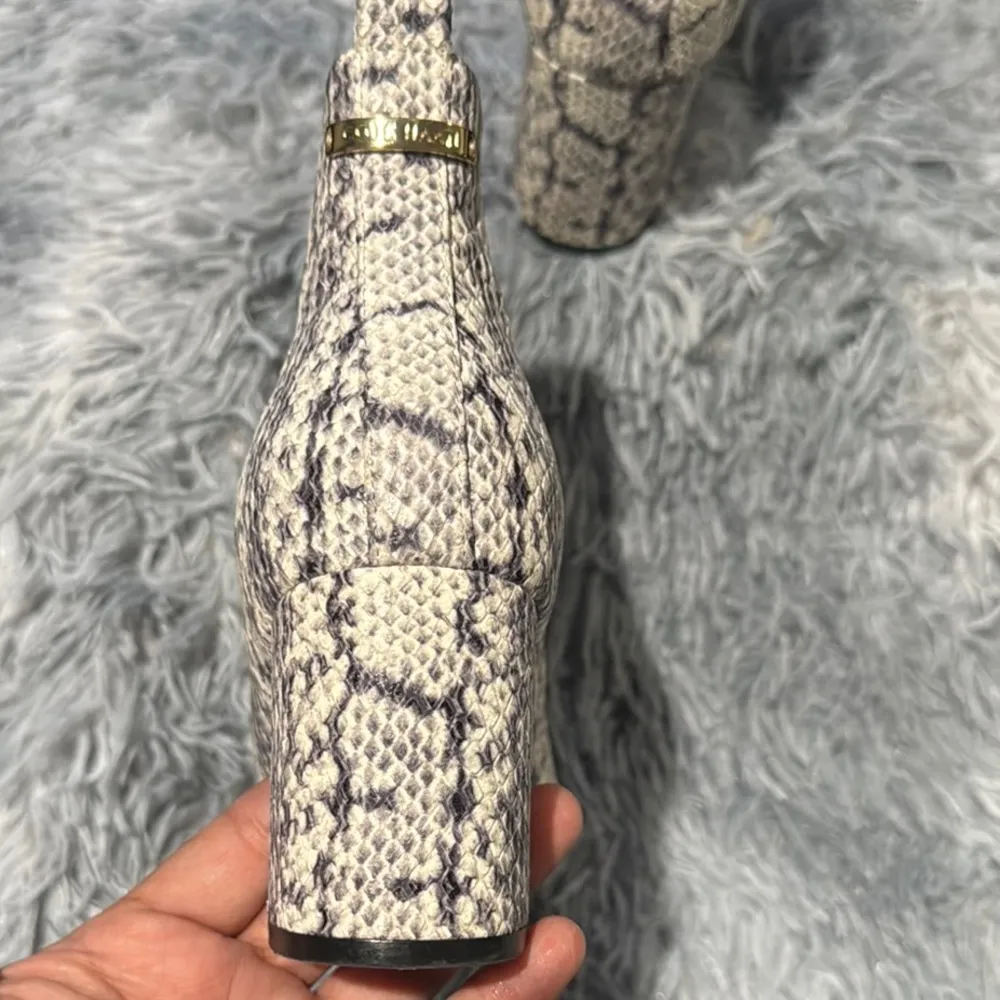 Cole Haan Gray Ankle Boots with Block Heel - Image 6