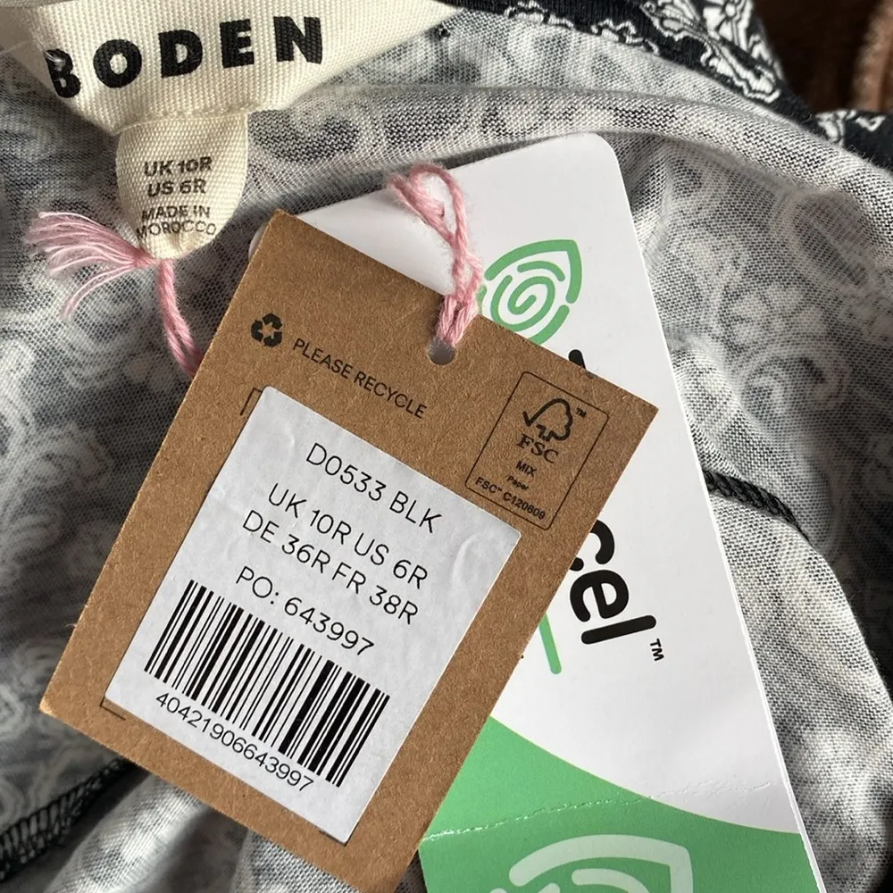 Boden black floral print sweetheart neckline jersey dress NWT Size 6 - Image 6