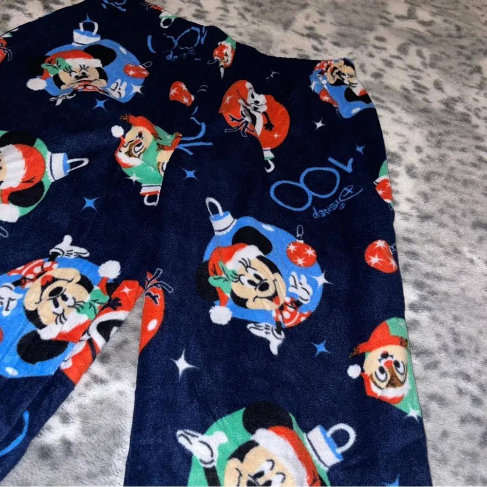 Disney Christmas pajama pants - Image 4